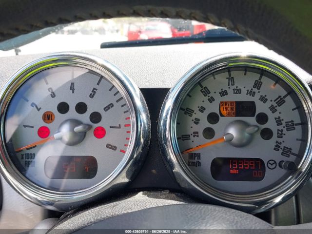 2005 MINI COOPER S WMWRE33465TD95560 Photo 6