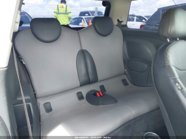 2005 MINI COOPER S WMWRE33465TD95560 Photo 7
