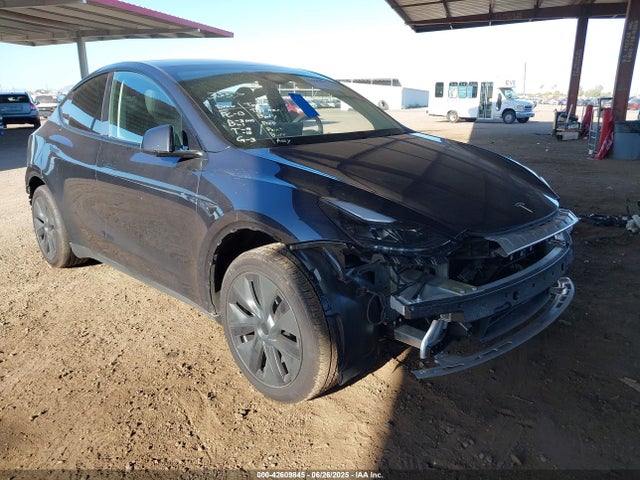 2024 TESLA MODEL Y 7SAYGDED0RF185220 Photo 0