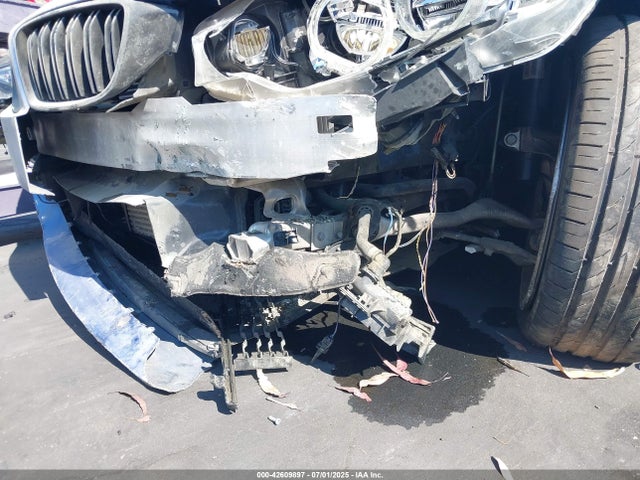 BMW 2015 2015 WBA4B1C52FD954885 Image 6