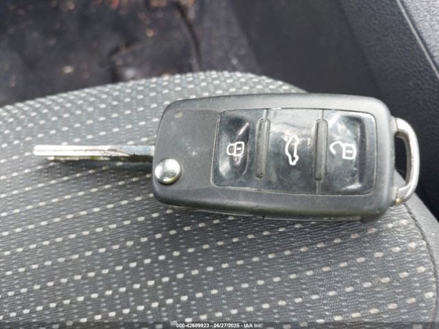 1VWAS7A31GC029884 Volkswagen 2016