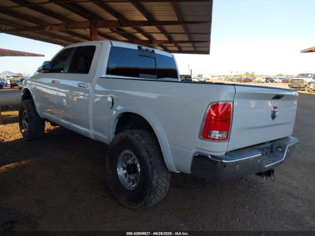 2016 RAM 2500 3C6UR5DLXGG227959 Photo 2