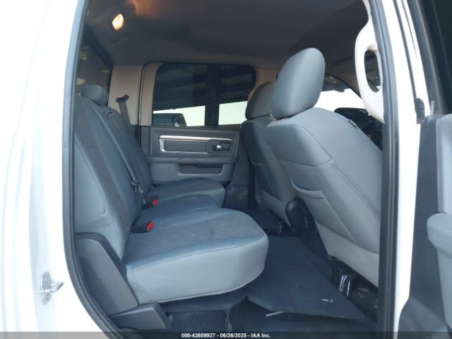 2016 RAM 2500 3C6UR5DLXGG227959 Photo 7