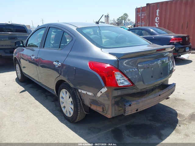 3N1CN7AP6KL866717 Nissan 2019