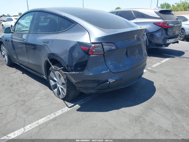 7SAYGDEE7PA106824 Tesla 2023