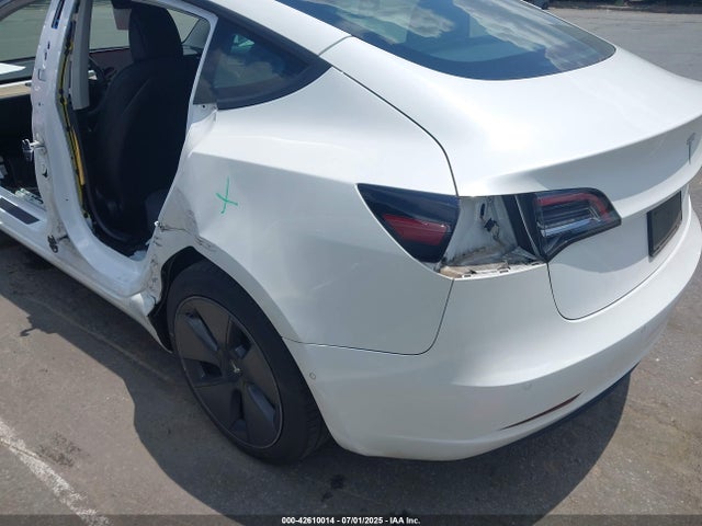 Tesla MODEL 3 2021 5YJ3E1EB5MF988267 Image 18