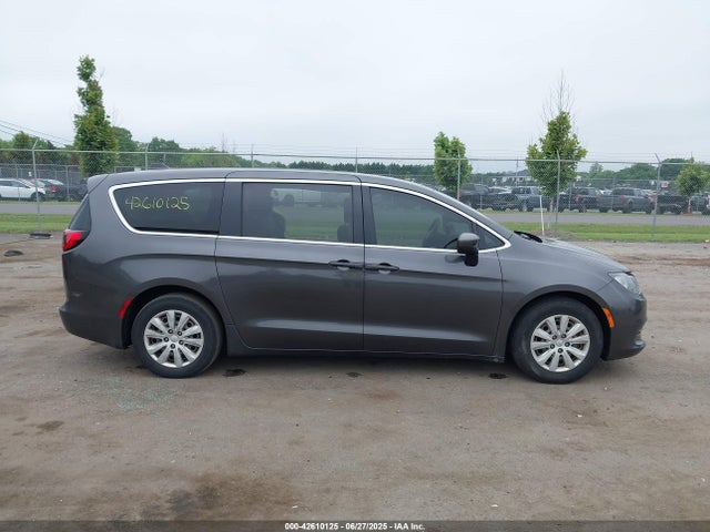 42610125 :رقم المزاد ، 2C4RC1AG1JR258020 vin ، 2018 Chrysler Pacifica L مزاد بيع