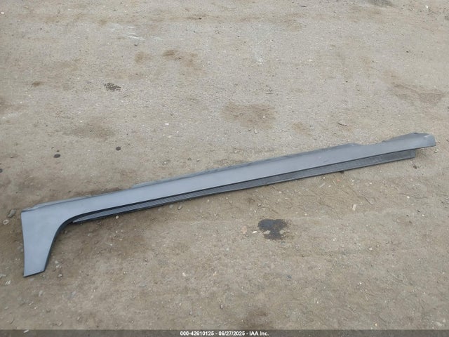 42610125 :رقم المزاد ، 2C4RC1AG1JR258020 vin ، 2018 Chrysler Pacifica L مزاد بيع