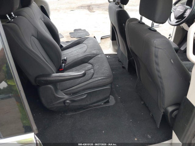 42610125 :رقم المزاد ، 2C4RC1AG1JR258020 vin ، 2018 Chrysler Pacifica L مزاد بيع