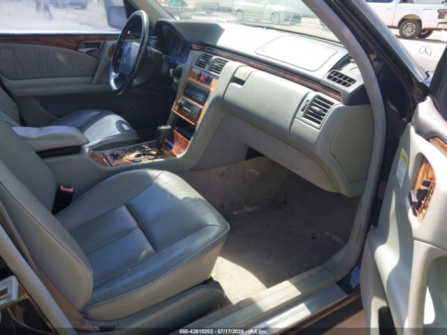 1999 MERCEDES-BENZ E 320 WDBJF65H9XA765795 Photo 4