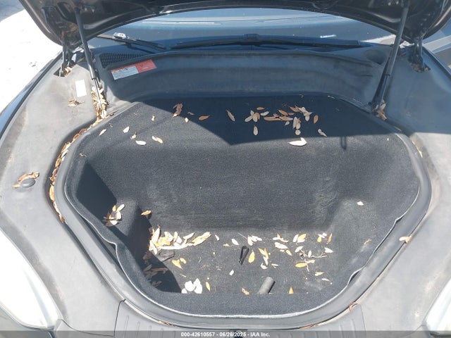 2015 TESLA MODEL S 5YJSA1H28FFP79921 Photo 9