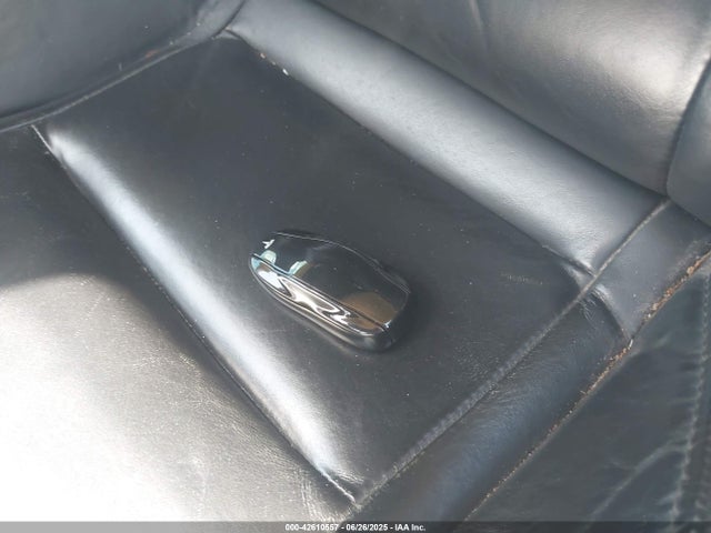 2015 TESLA MODEL S 5YJSA1H28FFP79921 Photo 10
