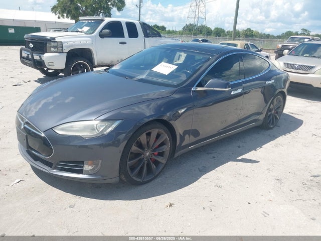 2015 TESLA MODEL S 5YJSA1H28FFP79921 Photo 1