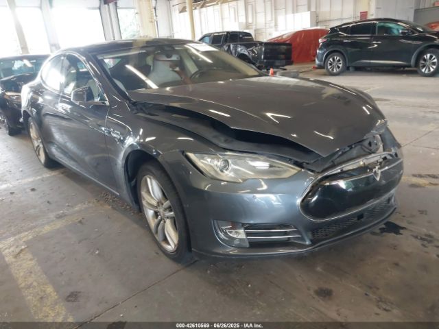 2014 TESLA MODEL S 5YJSA1H15EFP60829 Photo 0