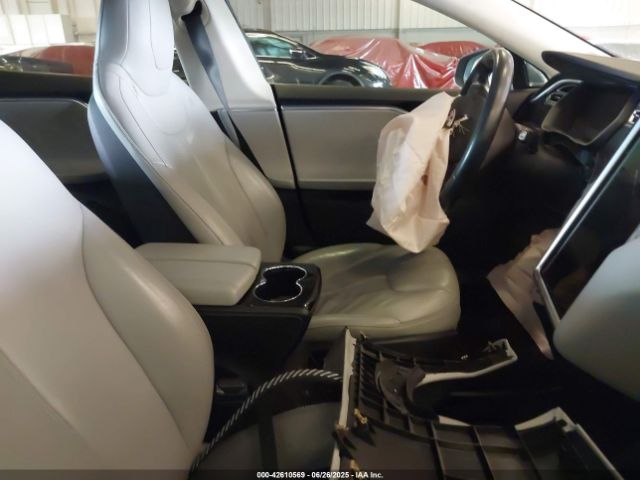 2014 TESLA MODEL S 5YJSA1H15EFP60829 Photo 4