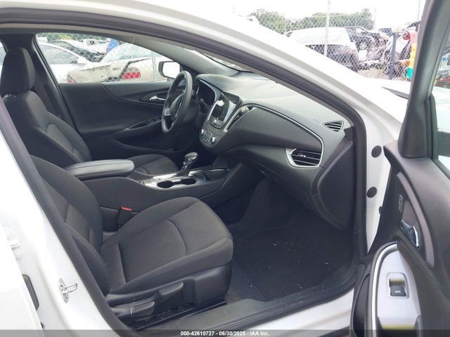 1G1ZD5ST0PF175560 Chevrolet lfv