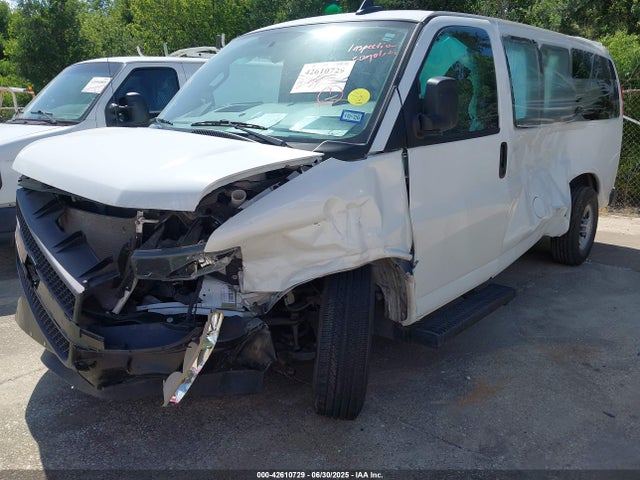 1GAWGEF77R1283438 Chevrolet l8t