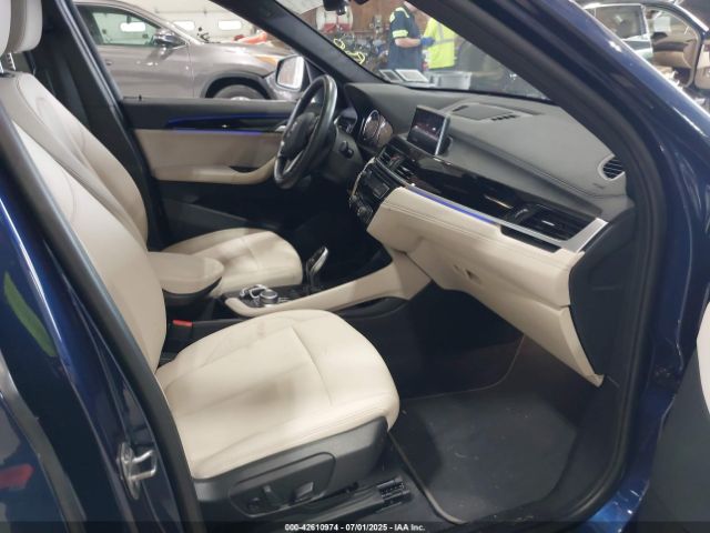 2020 BMW X1 WBXJG7C02L5R42999 Photo 4