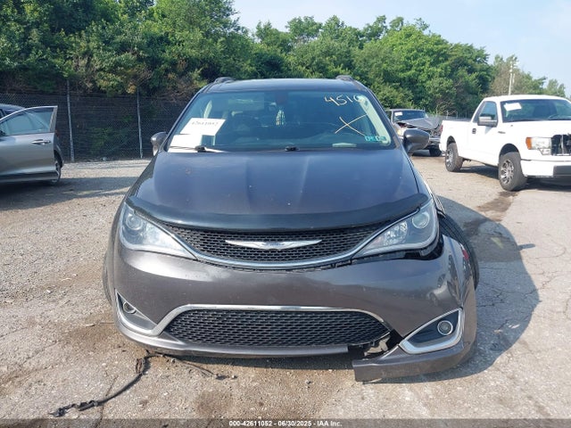 2C4RC1BGXHR734516 Chrysler Pacifica