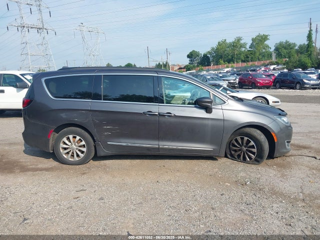 2C4RC1BGXHR734516 Chrysler Pacifica
