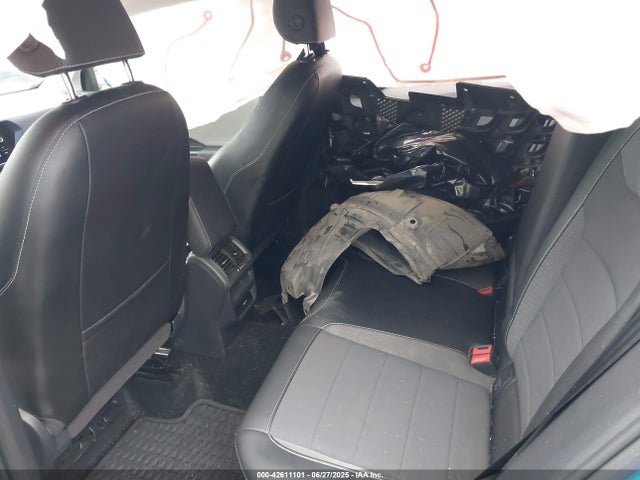 3VVYX7B24NM022451 Volkswagen tsi