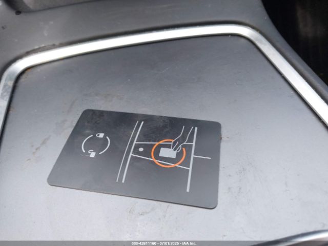 2022 TESLA MODEL Y 7SAYGDEEXNA012630 Photo 10
