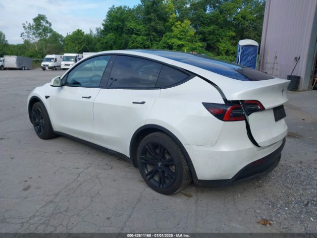2022 TESLA MODEL Y 7SAYGDEEXNA012630 Photo 2