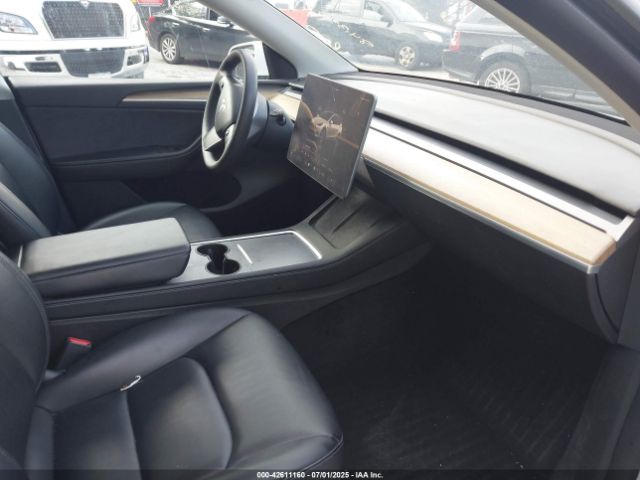 2022 TESLA MODEL Y 7SAYGDEEXNA012630 Photo 4