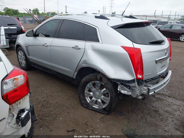 2014 CADILLAC SRX 3GYFNEE34ES652898 Photo 2