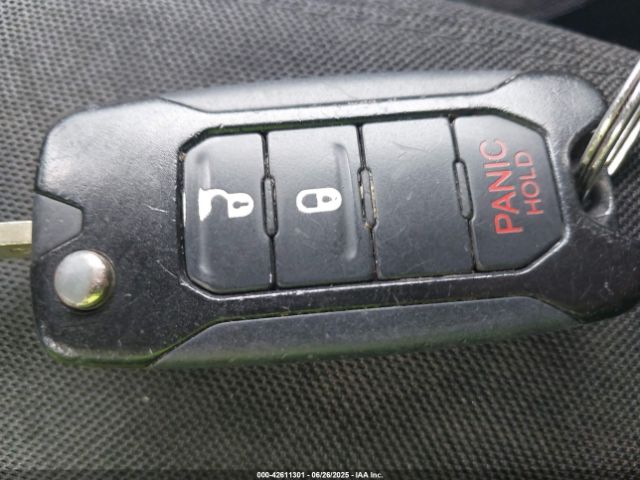 2015 JEEP RENEGADE ZACCJABH3FPB81584 Photo 10