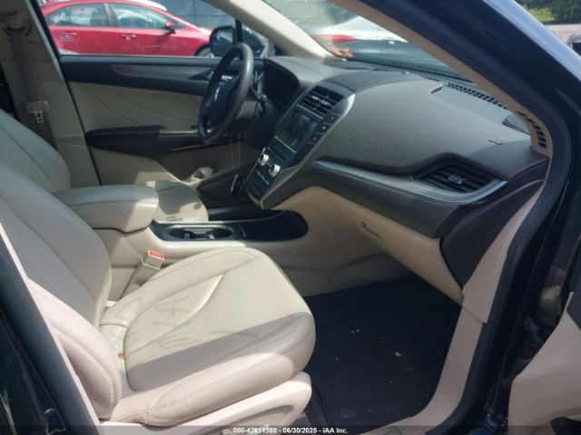 2017 LINCOLN MKC 5LMCJ1C90HUL52132 Photo 4