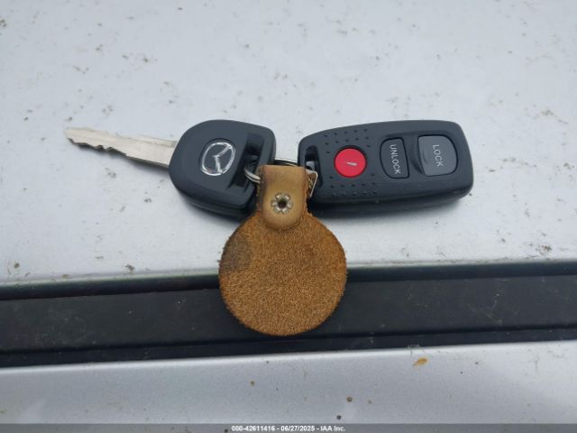 2006 MAZDA MAZDA3 JM1BK343761539470 Photo 10