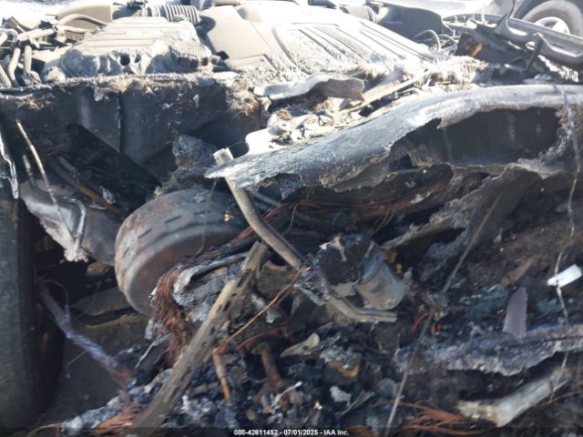 2012 JAGUAR XJ SAJWA2GBXCLV37280 Photo 6