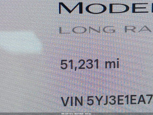 5YJ3E1EA7JF061483 Tesla MODEL 3