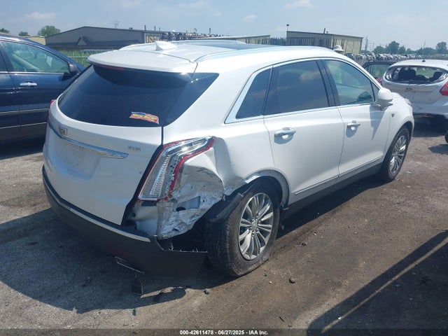 2018 CADILLAC XT5 1GYKNCRS7JZ237480 Photo 3