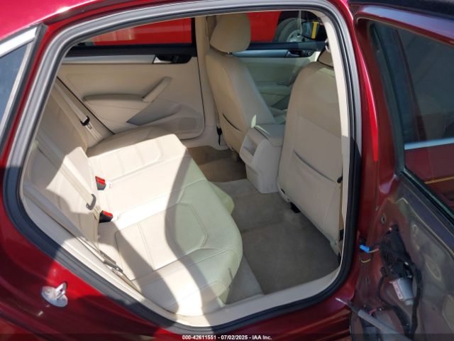 2015 VOLKSWAGEN PASSAT 1VWAT7A37FC085923 Photo 7