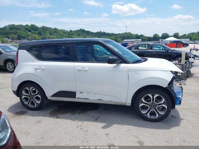 42611600 :رقم المزاد ، KNDJ33AU8S7255388 vin ، 2025 Kia Soul Ex مزاد بيع