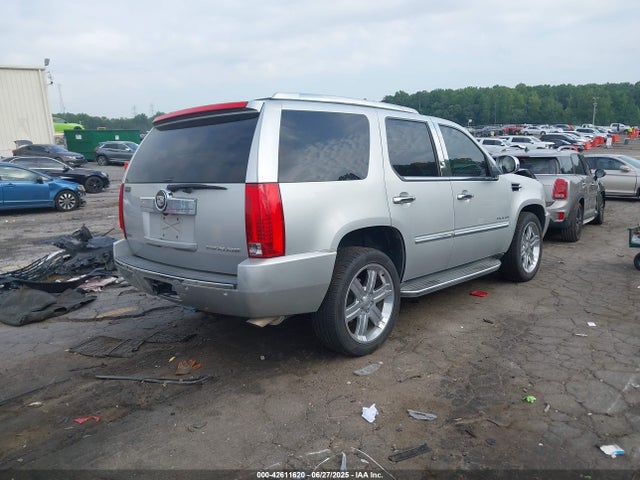 2011 CADILLAC ESCALADE 1GYS3AEF9BR268475 Photo 3