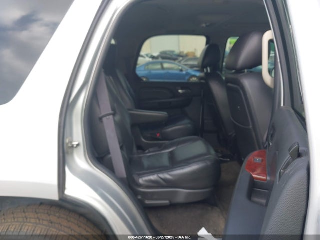 2011 CADILLAC ESCALADE 1GYS3AEF9BR268475 Photo 7