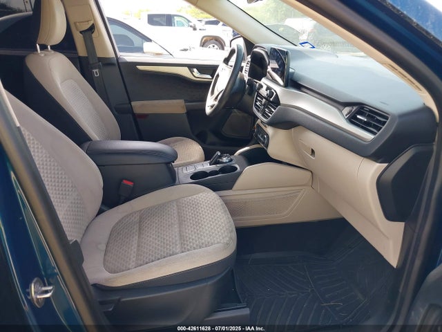 1FMCU0G62LUC72795 Ford Escape