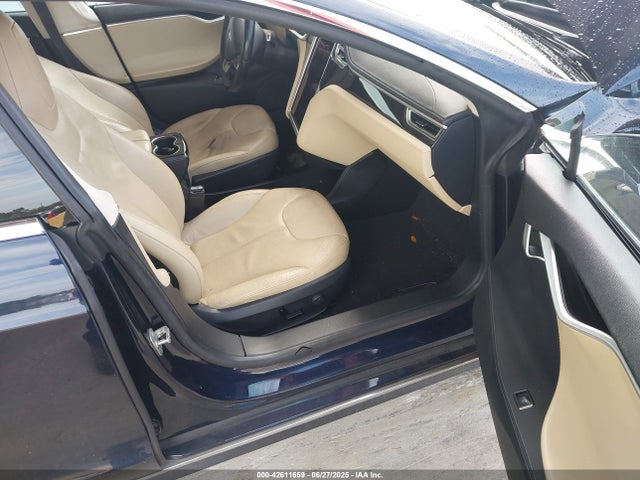 2014 TESLA MODEL S 5YJSA1H16EFP32246 Photo 4