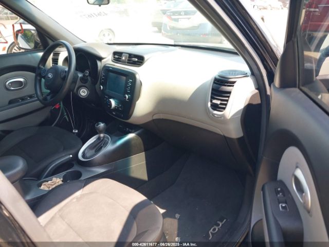 2018 KIA SOUL KNDJN2A23J7512684 Photo 4
