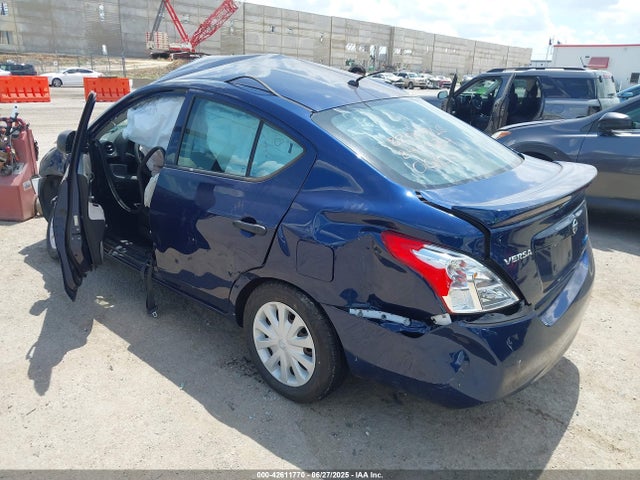 3N1CN7AP6EL849324 Nissan 2014