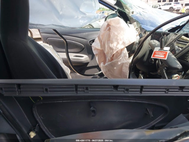 3N1CN7AP6EL849324 Nissan 2014