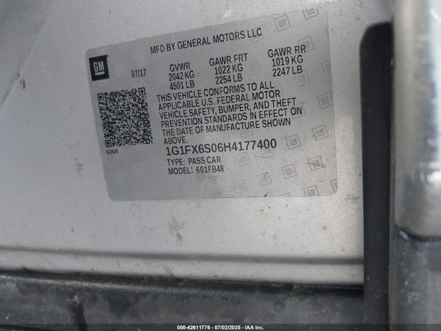 1G1FX6S06H4177400 Chevrolet 2017