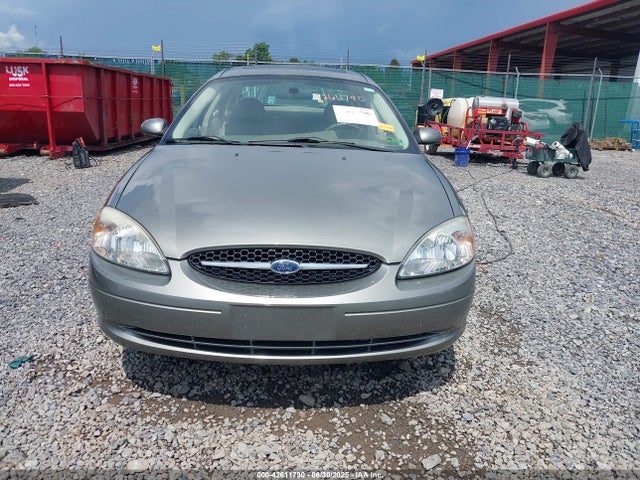 Продажа на аукционе авто 2003 Ford Taurus Ses, vin: 1FAFP55SX3A261976, номер лота: 42611790