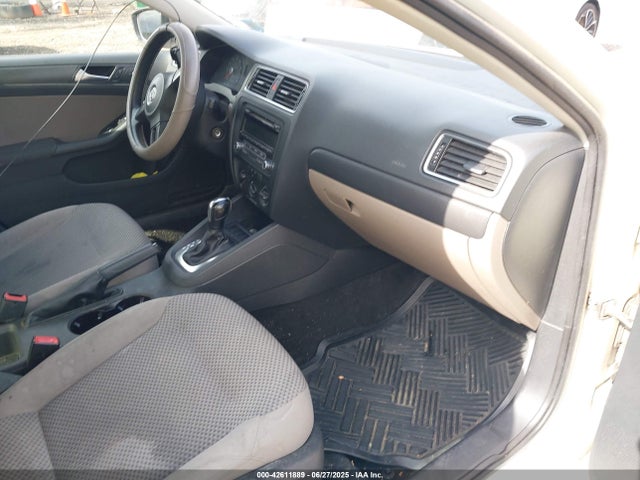 42611889 :رقم المزاد ، 3VW2K7AJ3CM463493 vin ، 2012 Volkswagen Jetta 2.0l S مزاد بيع