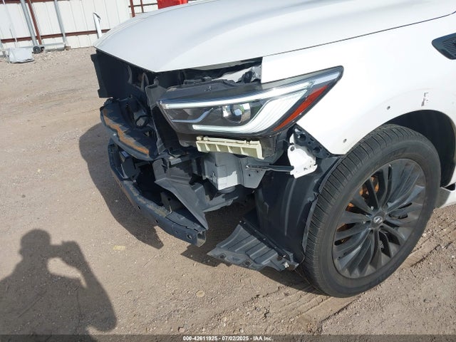 JN8AZ2NFXJ9664181 Infiniti QX80