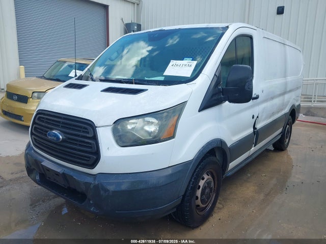 1FTNE1ZM0FKB08313 Ford 2015