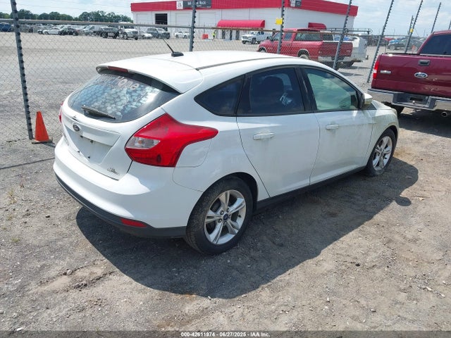 1FADP3K2XEL387343 Ford 2014
